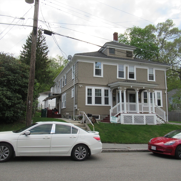 85-87 Belrose Ave, Lowell, Massachusetts, 6 Bedrooms Bedrooms, 12 Rooms Rooms,3 BathroomsBathrooms,Residential Income,For Sale,Belrose Ave,73390136
