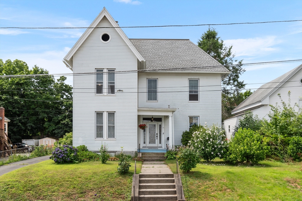 41 Edwards St, Southbridge, Massachusetts, 9 Bedrooms Bedrooms, 17 Rooms Rooms,4 BathroomsBathrooms,Residential,For Sale,Edwards St,73390189