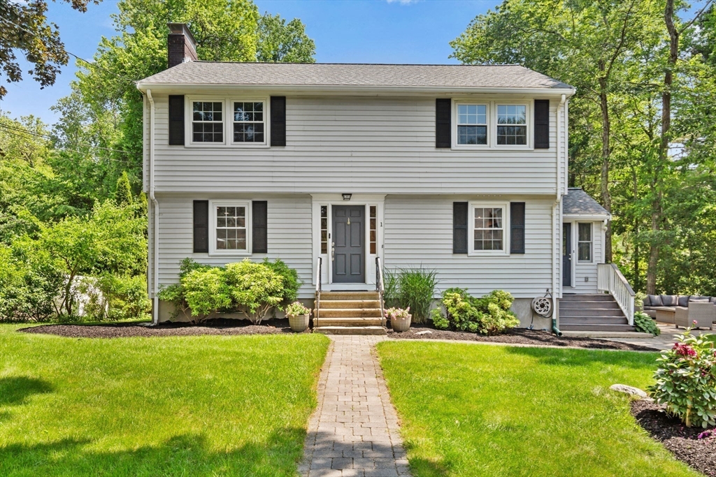 1 Hamilton Road, Bedford, Massachusetts, 4 Bedrooms Bedrooms, 9 Rooms Rooms,2 BathroomsBathrooms,Residential,For Sale,Hamilton Road,73390193