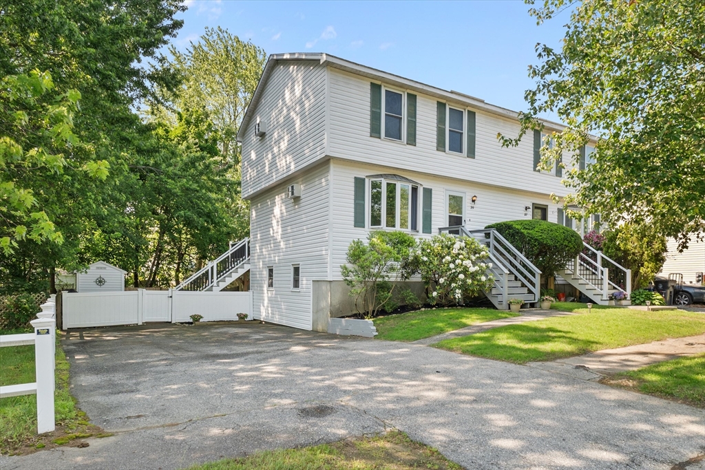 39 Taylor St, Haverhill, Massachusetts, 3 Bedrooms Bedrooms, 5 Rooms Rooms,1.5 BathroomsBathrooms,Residential,For Sale,Taylor St,73390195