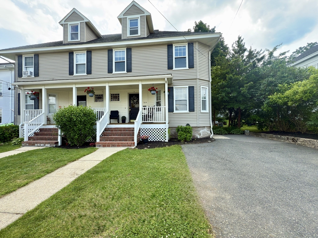 36-1/2 Pearl St, Milford, Massachusetts, 3 Bedrooms Bedrooms, 7 Rooms Rooms,1.5 BathroomsBathrooms,Residential,For Sale,Pearl St,73390348