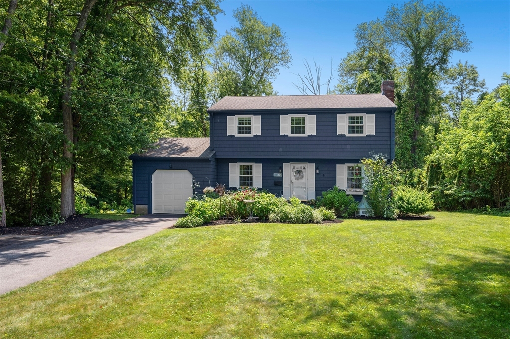 30 Eastview Rd, Hopkinton, Massachusetts, 4 Bedrooms Bedrooms, 9 Rooms Rooms,1.5 BathroomsBathrooms,Residential,For Sale,Eastview Rd,73390437