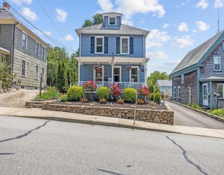 28 Davis Street, Plymouth, Massachusetts, 3 Bedrooms Bedrooms, 6 Rooms Rooms,1.5 BathroomsBathrooms,Residential,For Sale,Davis Street,73390469