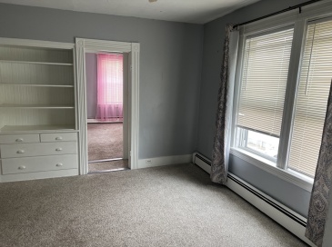 42a W. Broadway, Derry, New Hampshire, 2 Bedrooms Bedrooms, 4 Rooms Rooms,1 BathroomBathrooms,Residential Lease,For Rent,W. Broadway,73390628 42a W. Broadway, Derry, New Hampshire, 2 Bedrooms Bedrooms, 4 Rooms Rooms,1 BathroomBathrooms,Residential Lease,For Rent,W. Broadway,73390628