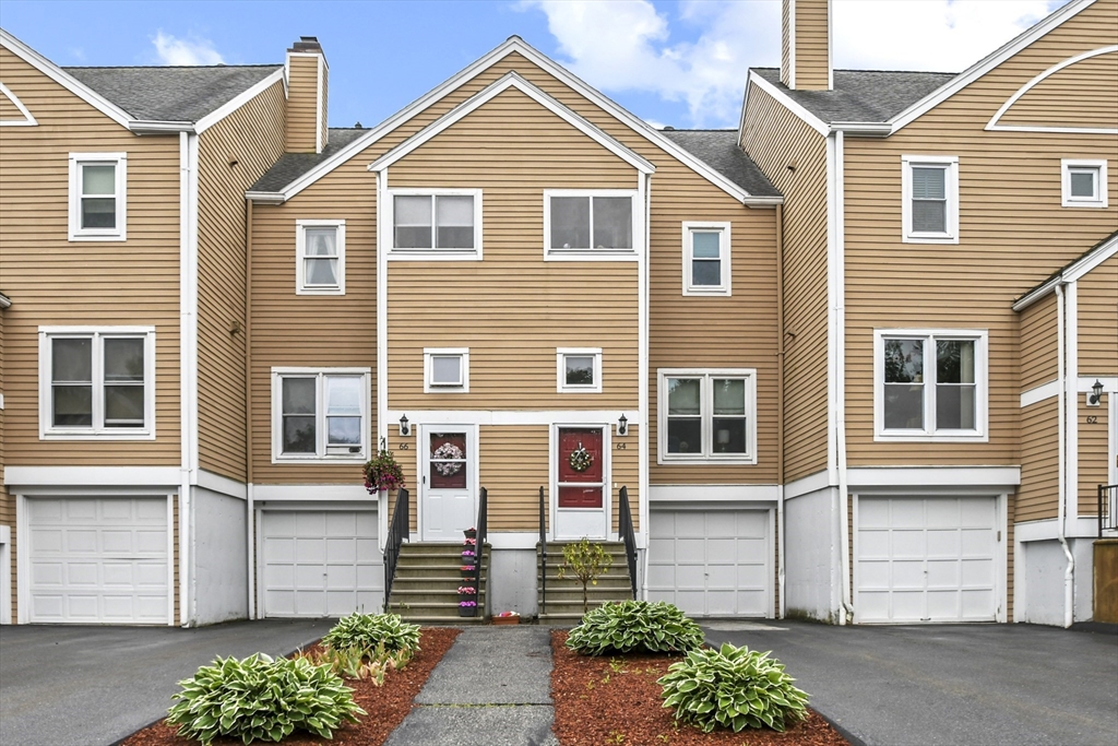 64 Camelot Drive, Worcester, Massachusetts, 2 Bedrooms Bedrooms, 6 Rooms Rooms,1.5 BathroomsBathrooms,Residential,For Sale,Camelot Drive,73390680