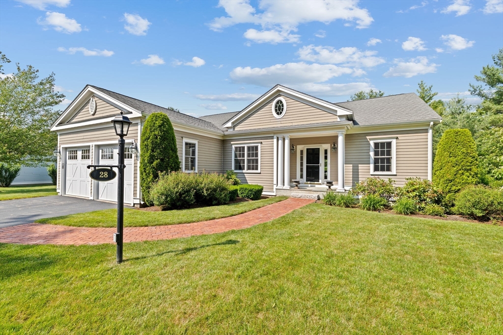 28 Ridgewood Crossing, Hingham, Massachusetts, 3 Bedrooms Bedrooms, 8 Rooms Rooms,2.5 BathroomsBathrooms,Residential,For Sale,Ridgewood Crossing,73390713