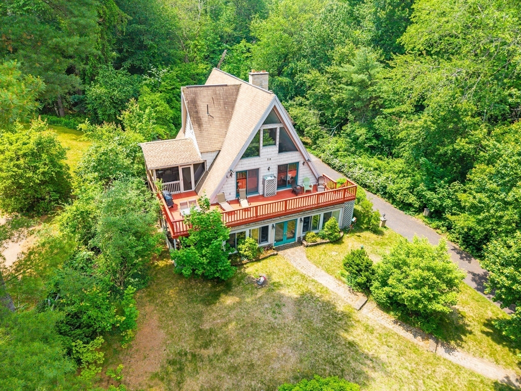 76 Beaver Rd, Ware, Massachusetts, 3 Bedrooms Bedrooms, 7 Rooms Rooms,2.5 BathroomsBathrooms,Residential,For Sale,Beaver Rd,73390783
