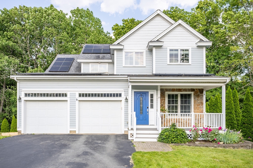 13 Green Meadow Lane, Andover, Massachusetts, 5 Bedrooms Bedrooms, 12 Rooms Rooms,4.5 BathroomsBathrooms,Residential,For Sale,Green Meadow Lane,73390816