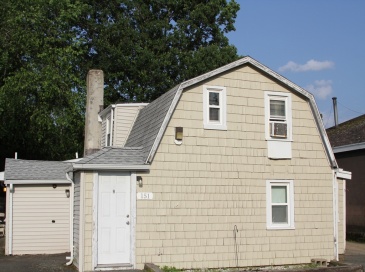 151 Canton Street, Randolph, Massachusetts, 1 Bedroom Bedrooms, 3 Rooms Rooms,1 BathroomBathrooms,Residential Lease,For Rent,Canton Street,73390956