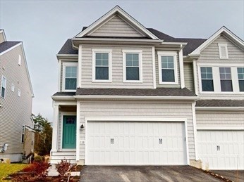 116 Heron Lane, Sudbury, Massachusetts, 3 Bedrooms Bedrooms, 6 Rooms Rooms,2.5 BathroomsBathrooms,Residential Lease,For Rent,Heron Lane,73390990