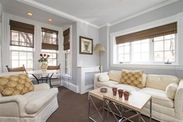9 Willow, Boston, Massachusetts, 2 Rooms Rooms,1 BathroomBathrooms,Residential Lease,For Rent,Willow,73390992
