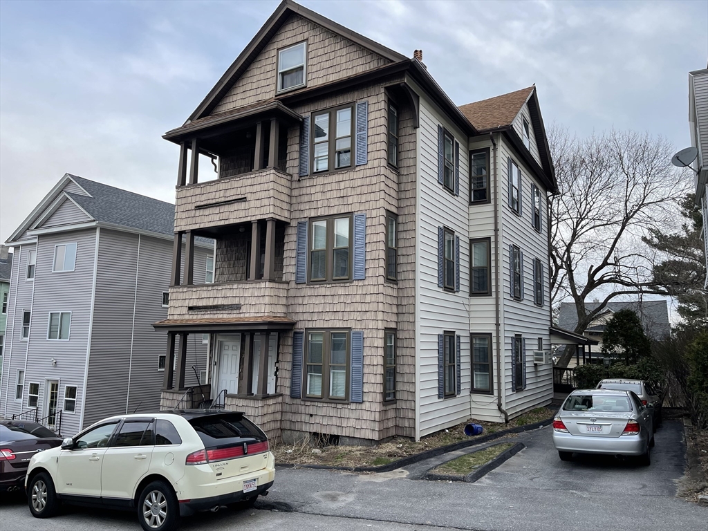 3 Hillside St., Worcester, Massachusetts, 3 Bedrooms Bedrooms, 5 Rooms Rooms,1 BathroomBathrooms,Residential Lease,For Rent,Hillside St.,73391006