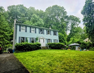 209-211 Ventura St, Ludlow, Massachusetts, 4 Bedrooms Bedrooms, 8 Rooms Rooms,3 BathroomsBathrooms,Residential Income,For Sale,Ventura St,73391083