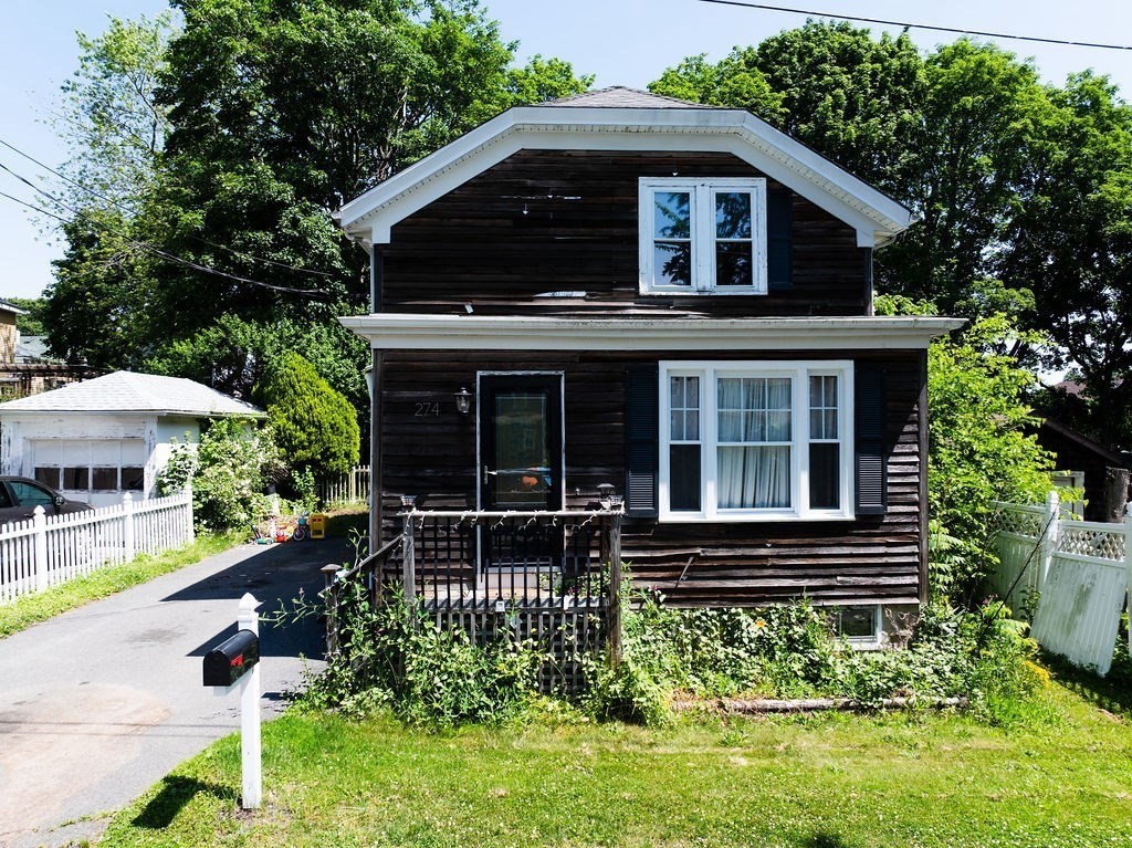 274 Primrose, Fall River, Massachusetts, 3 Bedrooms Bedrooms, 6 Rooms Rooms,1 BathroomBathrooms,Residential,For Sale,Primrose,73391433