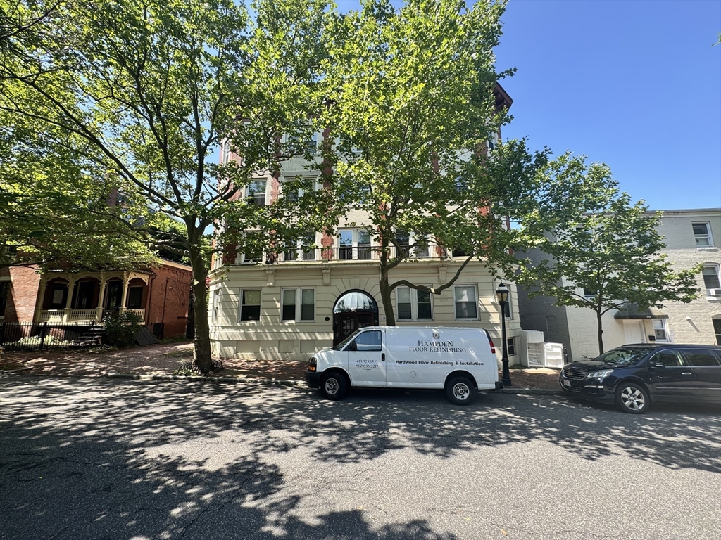 66 Mattoon St, Springfield, Massachusetts, 2 Bedrooms Bedrooms, 4 Rooms Rooms,1 BathroomBathrooms,Residential Lease,For Rent,Mattoon St,73391448