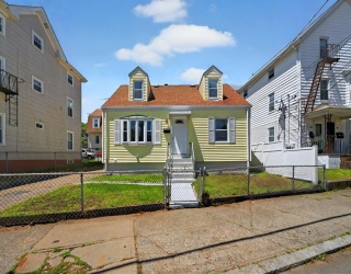 111 Cleveland St, Pawtucket, Rhode Island, 4 Bedrooms Bedrooms, 5 Rooms Rooms,1.5 BathroomsBathrooms,Residential,For Sale,Cleveland St,73391403