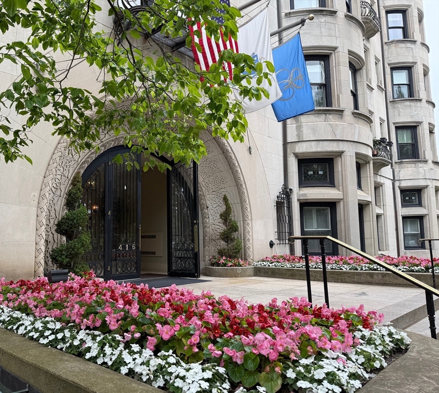 416 Commonwealth Ave, Boston, Massachusetts, 3 Bedrooms Bedrooms, 8 Rooms Rooms,2 BathroomsBathrooms,Residential,For Sale,Commonwealth Ave,73391457