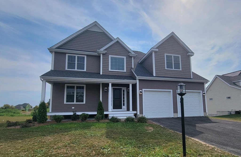 116 Pratt Ave, Bridgewater, Massachusetts, 4 Bedrooms Bedrooms, 10 Rooms Rooms,2.5 BathroomsBathrooms,Residential Lease,For Rent,Pratt Ave,73391863