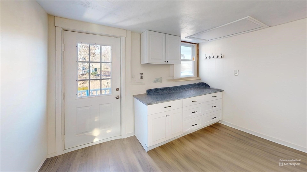 130 High St, Upton, Massachusetts, ,Commercial Sale,For Sale,High St,73327002