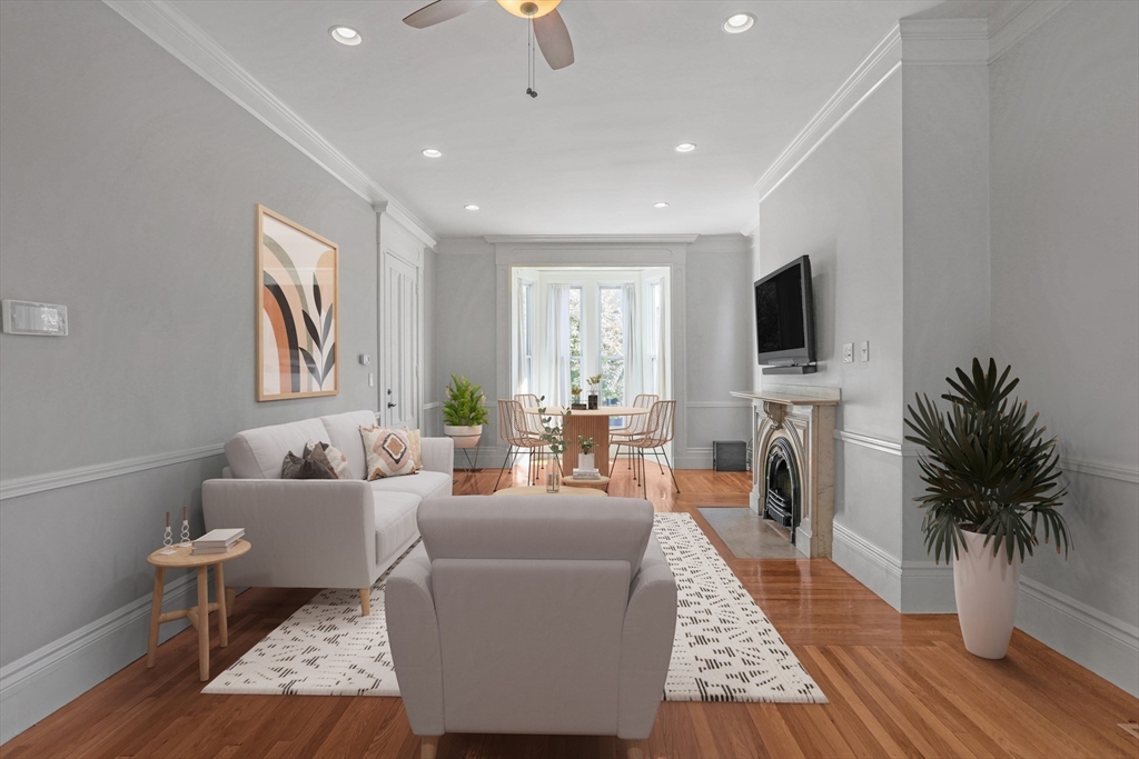 402 Meridian St, Boston, Massachusetts, 3 Bedrooms Bedrooms, 6 Rooms Rooms,2 BathroomsBathrooms,Residential Lease,For Rent,Meridian St,73392087
