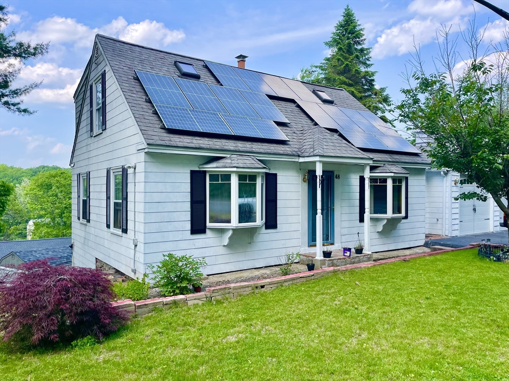 48 Leominster St, Westminster, Massachusetts, 3 Bedrooms Bedrooms, 6 Rooms Rooms,2.5 BathroomsBathrooms,Residential,For Sale,Leominster St,73392046
