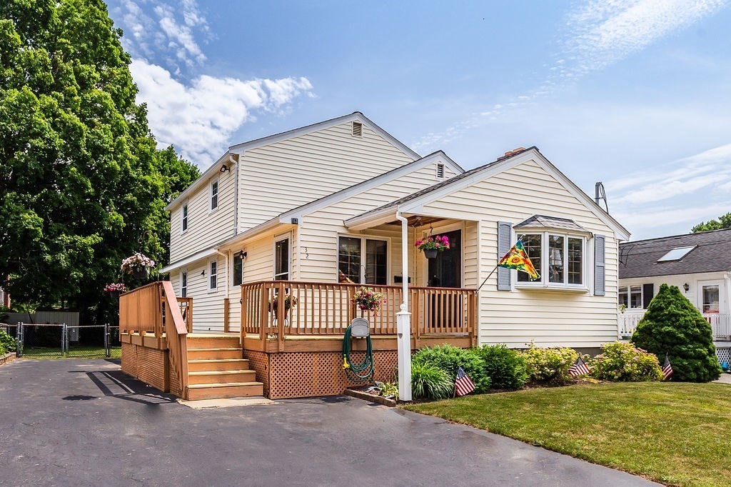 32 Cambo St, Brockton, Massachusetts, 4 Bedrooms Bedrooms, 7 Rooms Rooms,2 BathroomsBathrooms,Residential,For Sale,Cambo St,73392057
