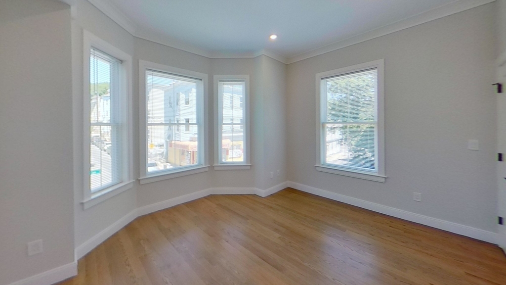 68 Day, Boston, Massachusetts, 3 Bedrooms Bedrooms, 6 Rooms Rooms,2 BathroomsBathrooms,Residential Lease,For Rent,Day,73392665