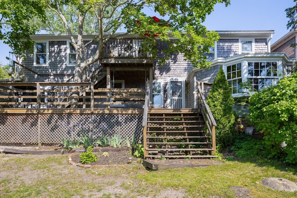 147 Bradford Street Extension, Provincetown, Massachusetts, 4 Bedrooms Bedrooms, 8 Rooms Rooms,3.5 BathroomsBathrooms,Residential,For Sale,Bradford Street Extension,73394531