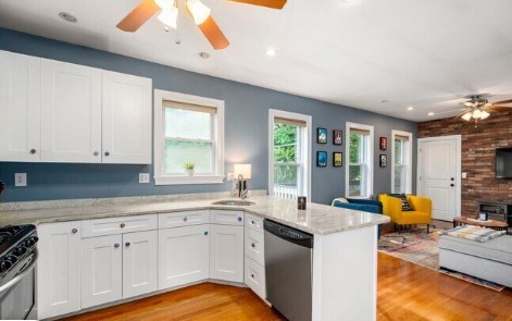 14 Wilbur Street, Boston, Massachusetts, 3 Bedrooms Bedrooms, 6 Rooms Rooms,2 BathroomsBathrooms,Residential Lease,For Rent,Wilbur Street,73394814