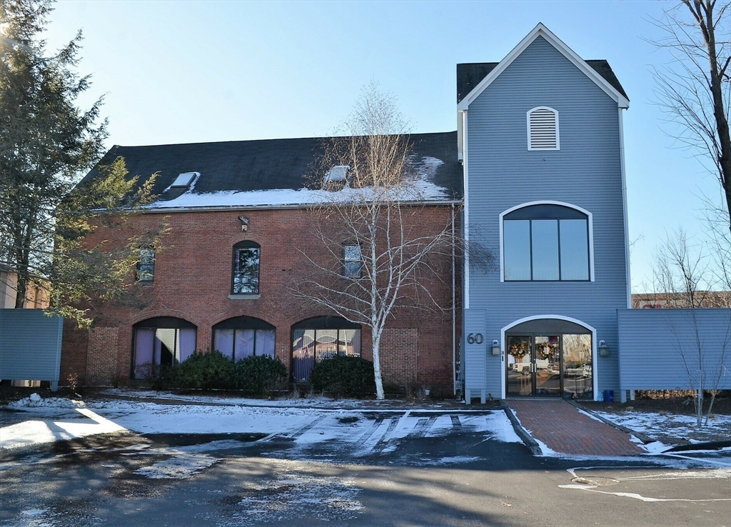 60 Court St, Taunton, Massachusetts, ,Commercial Lease,For Rent,Court St,73394967