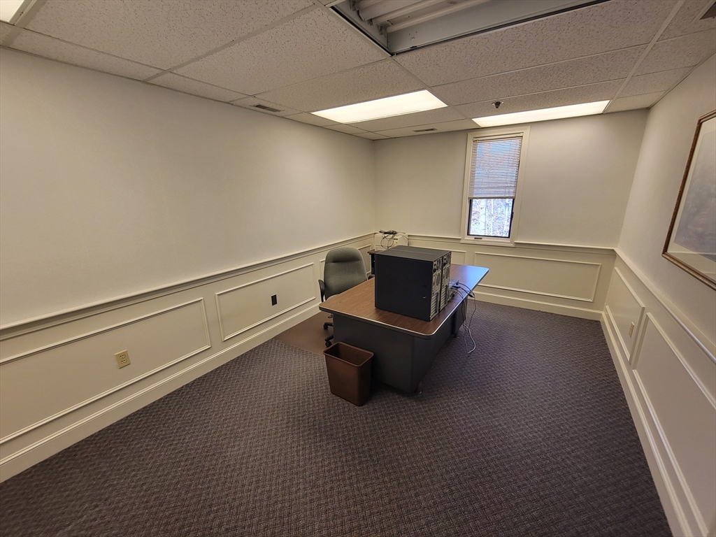 6 Courthouse Lane, Chelmsford, Massachusetts, ,Commercial Lease,For Rent,Courthouse Lane,73397086