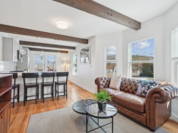 3 Wainwright Rd., Winchester, Massachusetts, 3 Bedrooms Bedrooms, 7 Rooms Rooms,2.5 BathroomsBathrooms,Residential Lease,For Rent,Wainwright Rd.,73397247