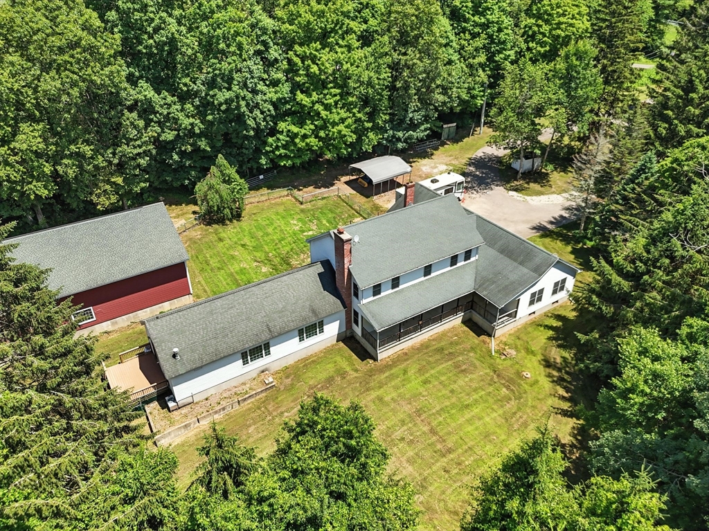 285 Lower Hampden Rd, Monson, Massachusetts, 5 Bedrooms Bedrooms, 10 Rooms Rooms,3.5 BathroomsBathrooms,Residential,For Sale,Lower Hampden Rd,73397326