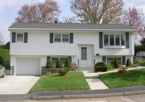 37 Montcalm Avenue, Blackstone, Massachusetts, 4 Bedrooms Bedrooms, 8 Rooms Rooms,2 BathroomsBathrooms,Residential Lease,For Rent,Montcalm Avenue,73398167