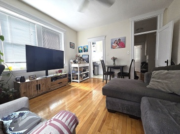 164 Strathmore Road, Boston, Massachusetts, 1 Bedroom Bedrooms, 2 Rooms Rooms,1 BathroomBathrooms,Residential Lease,For Rent,Strathmore Road,73398491