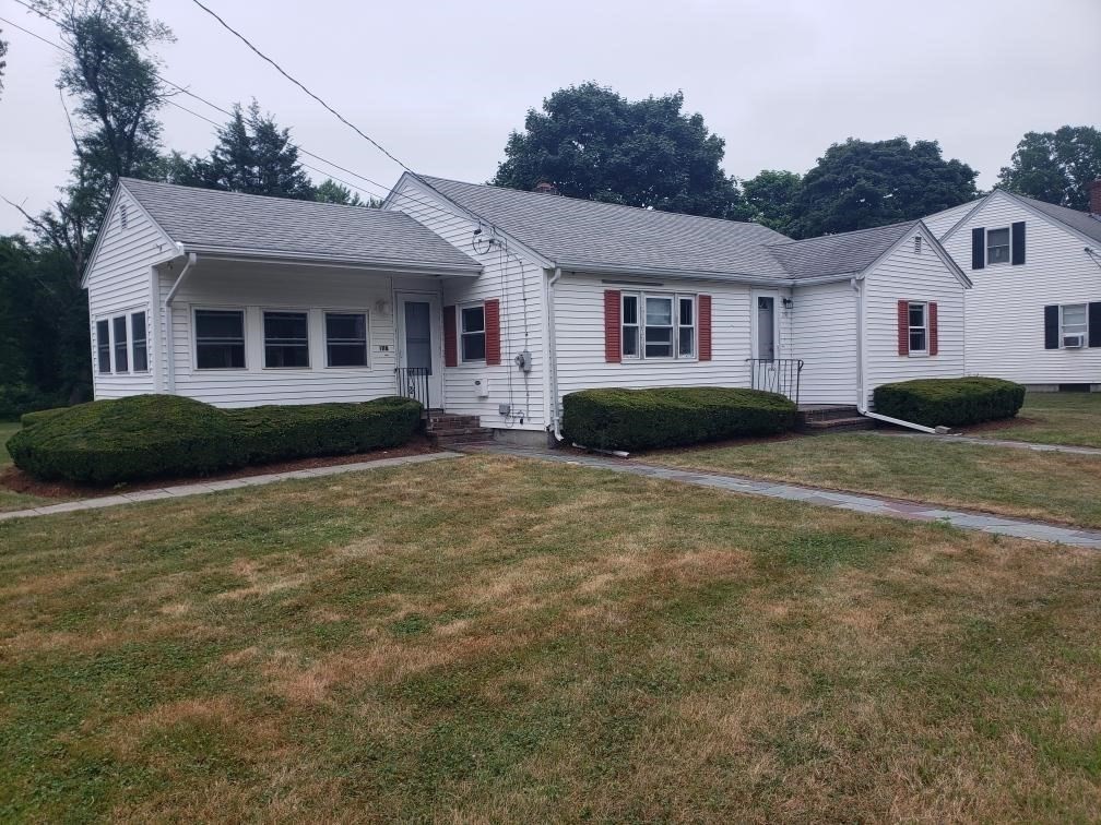 178 Spring Street, Bridgewater, Massachusetts, 3 Bedrooms Bedrooms, 6 Rooms Rooms,1 BathroomBathrooms,Residential Lease,For Rent,Spring Street,73398538