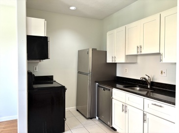 204 H St, Boston, Massachusetts, 2 Bedrooms Bedrooms, 5 Rooms Rooms,1 BathroomBathrooms,Residential Lease,For Rent,H St,73399209 204 H St, Boston, Massachusetts, 2 Bedrooms Bedrooms, 5 Rooms Rooms,1 BathroomBathrooms,Residential Lease,For Rent,H St,73399209