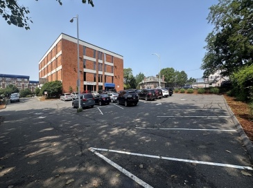 155 Maple St, Springfield, Massachusetts, ,Commercial Lease,For Rent,Maple St,73399245