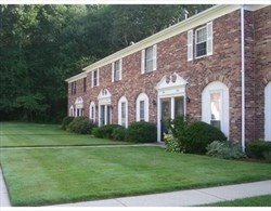 103 Windsor Drive, Framingham, Massachusetts, 2 Bedrooms Bedrooms, 4 Rooms Rooms,1.5 BathroomsBathrooms,Residential Lease,For Rent,Windsor Drive,73399303