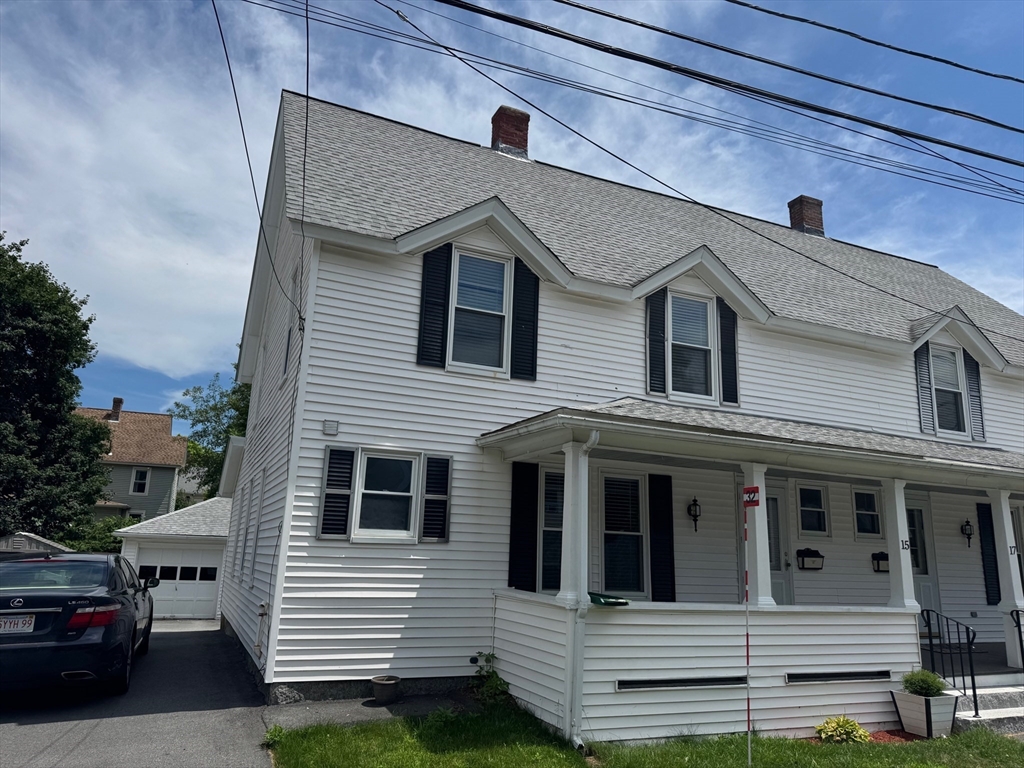 15-17 Orchard St, Grafton, Massachusetts, 4 Bedrooms Bedrooms, 7 Rooms Rooms,1 BathroomBathrooms,Residential Lease,For Rent,Orchard St,73399945