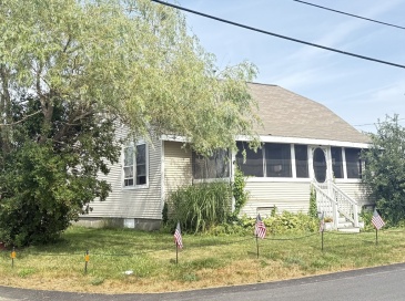 40 Surf St (Winter Rental), Marshfield, Massachusetts, 3 Bedrooms Bedrooms, 6 Rooms Rooms,2 BathroomsBathrooms,Residential Lease,For Rent,Surf St (Winter Rental),73400456