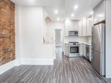 45 Clarendon St, Boston, Massachusetts, 3 Bedrooms Bedrooms, 8 Rooms Rooms,3 BathroomsBathrooms,Residential Lease,For Rent,Clarendon St,73400410