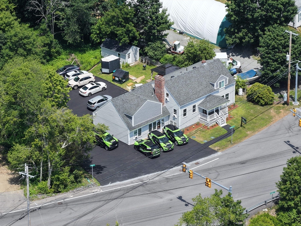 130 High St, Upton, Massachusetts, 5 Bedrooms Bedrooms, 14 Rooms Rooms,1.5 BathroomsBathrooms,Residential,For Sale,High St,73400838