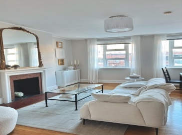 174 Newbury Street, Boston, Massachusetts, 1 Bedroom Bedrooms, 2 Rooms Rooms,1 BathroomBathrooms,Residential Lease,For Rent,Newbury Street,73401212 174 Newbury Street, Boston, Massachusetts, 1 Bedroom Bedrooms, 2 Rooms Rooms,1 BathroomBathrooms,Residential Lease,For Rent,Newbury Street,73401212