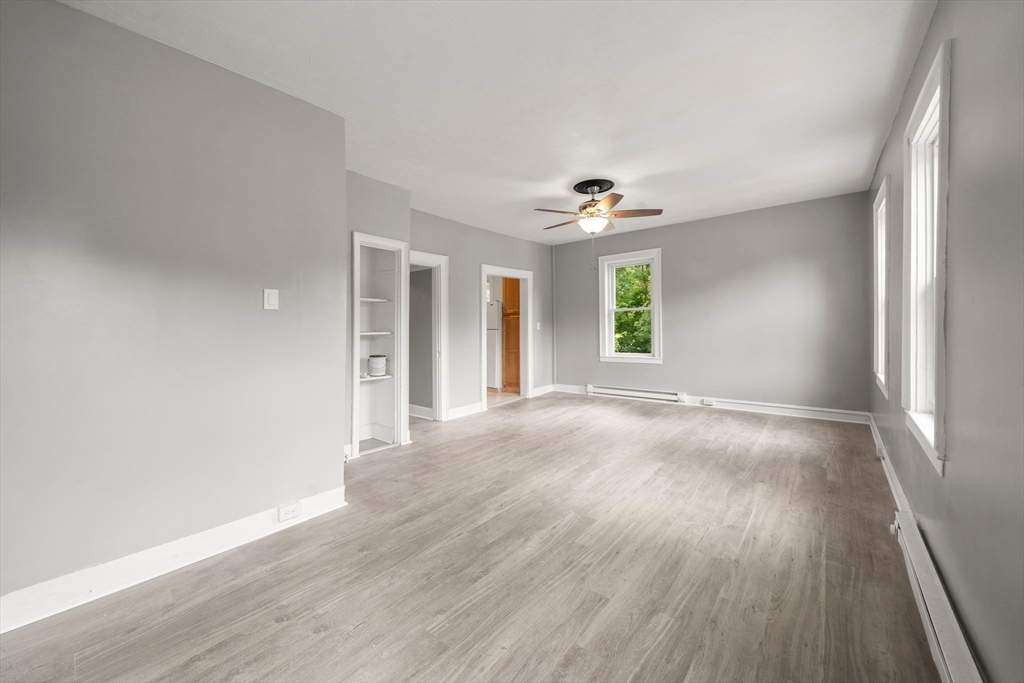 41 Summer Street, Kingston, Massachusetts, 1 Bedroom Bedrooms, 2 Rooms Rooms,1 BathroomBathrooms,Residential Lease,For Rent,Summer Street,73403274