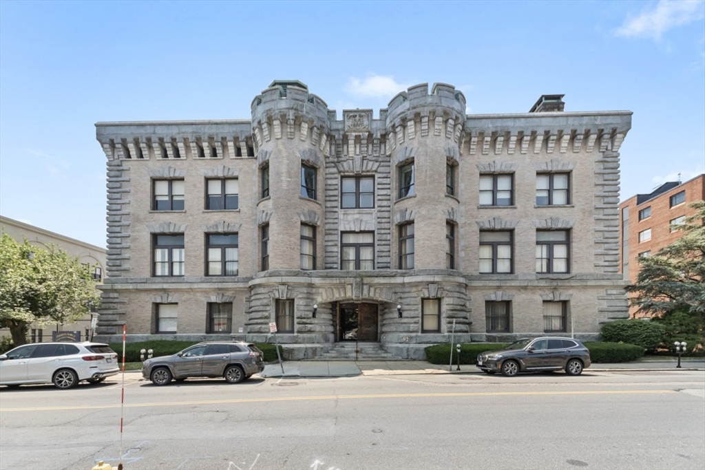 92 High Street, Medford, Massachusetts, ,Commercial Sale,For Sale,High Street,73403485