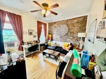 2 Foster Court, Boston, Massachusetts, 1 Bedroom Bedrooms, 3 Rooms Rooms,1 BathroomBathrooms,Residential Lease,For Rent,Foster Court,73403560