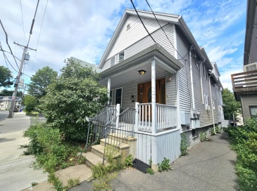 26 Holden St, Malden, Massachusetts, 2 Bedrooms Bedrooms, 4 Rooms Rooms,1 BathroomBathrooms,Residential Lease,For Rent,Holden St,73404358 26 Holden St, Malden, Massachusetts, 2 Bedrooms Bedrooms, 4 Rooms Rooms,1 BathroomBathrooms,Residential Lease,For Rent,Holden St,73404358