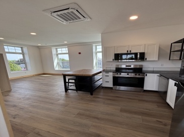 1190 Stafford Rd, Fall River, Massachusetts, 1 Room Rooms,1 BathroomBathrooms,Residential Lease,For Rent,Stafford Rd,73404948