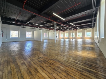 192 Anawan St., Fall River, Massachusetts, ,Commercial Lease,For Rent,Anawan St.,73406069 192 Anawan St., Fall River, Massachusetts, ,Commercial Lease,For Rent,Anawan St.,73406069